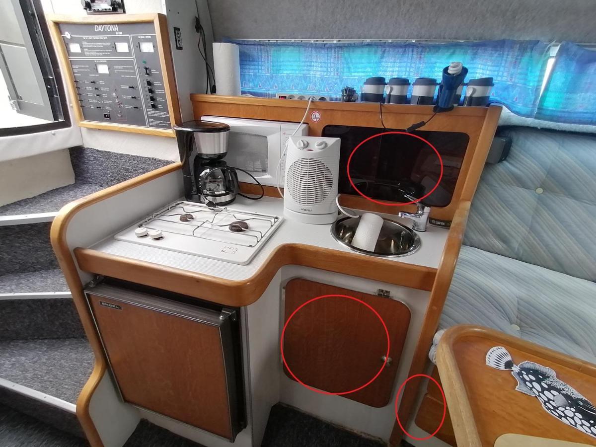 Sejour Insolite Sur Un Yacht. Bateau Hotel A Quai. 라로셸 외부 사진