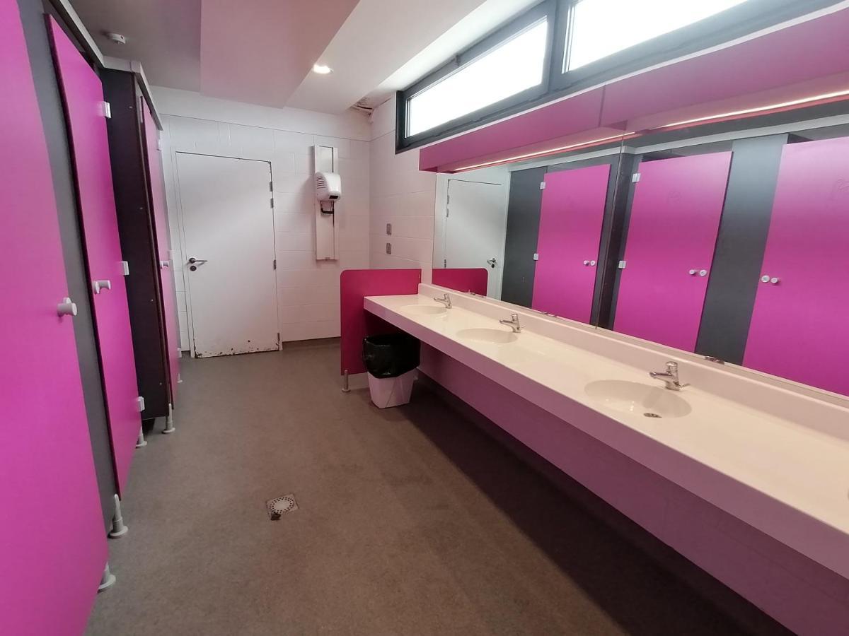 Sejour Insolite Sur Un Yacht. Bateau Hotel A Quai. 라로셸 외부 사진