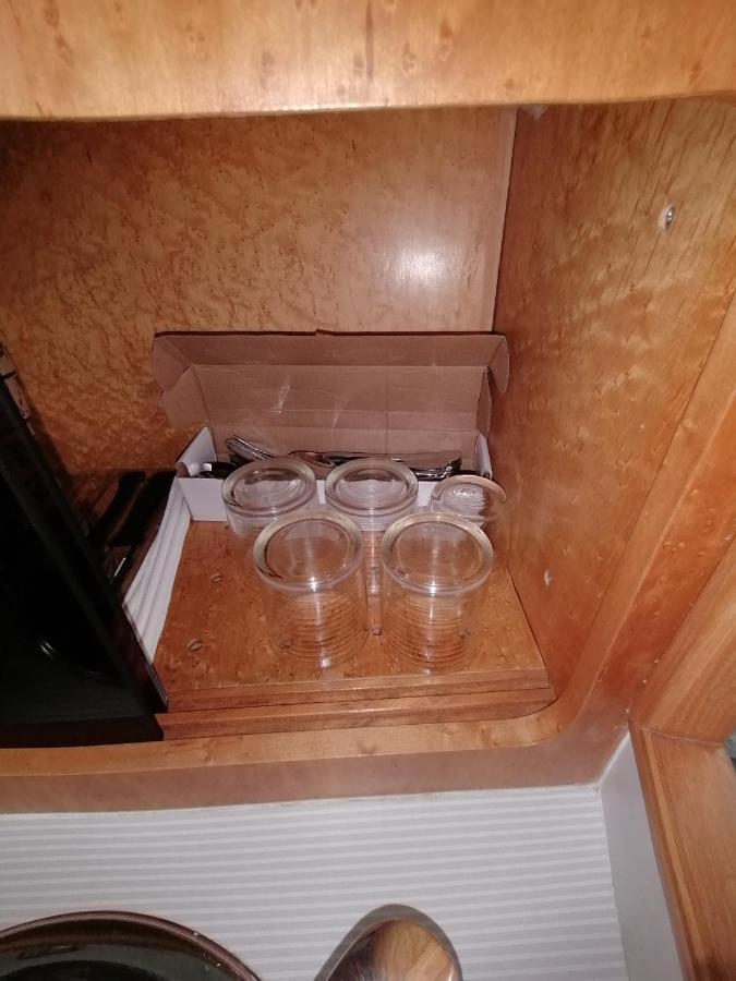 Sejour Insolite Sur Un Yacht. Bateau Hotel A Quai. 라로셸 외부 사진